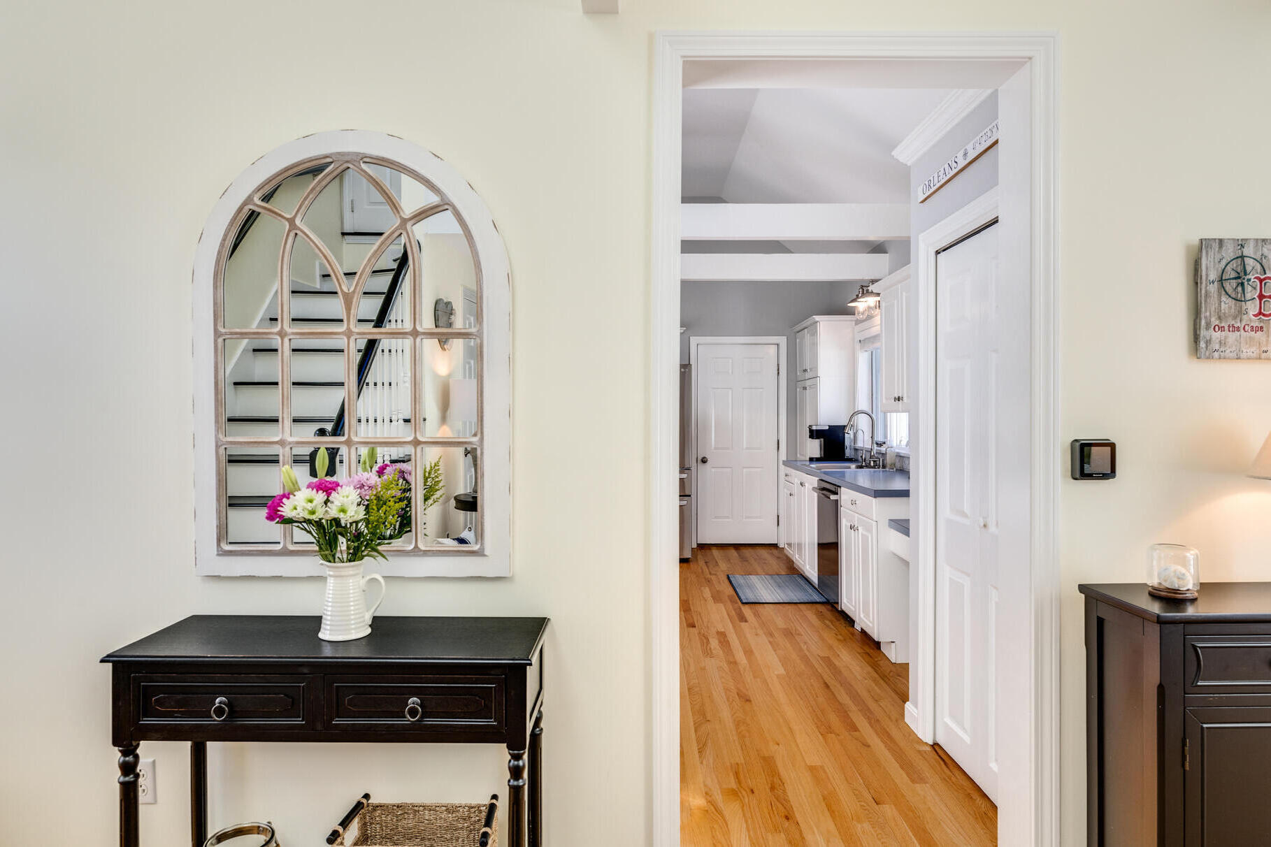 8 Beach Road, Unit 4 Orleans, MA 02653 - Photo 22 of 51 Entrance to Kitchen