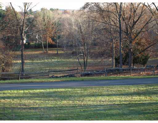 Undisclosed Address Greenwich, CT 06831 - Photo 4 of 10 a view of a park