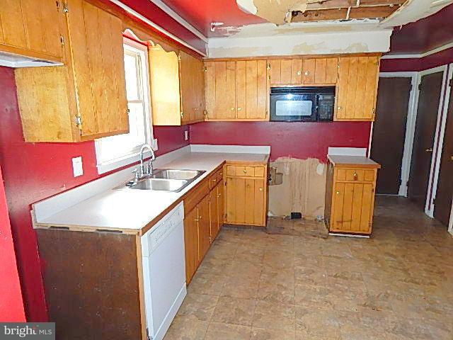 893 Hornig Road Lancaster, PA 17601 - Photo 4 of 11 Gallery Image 4