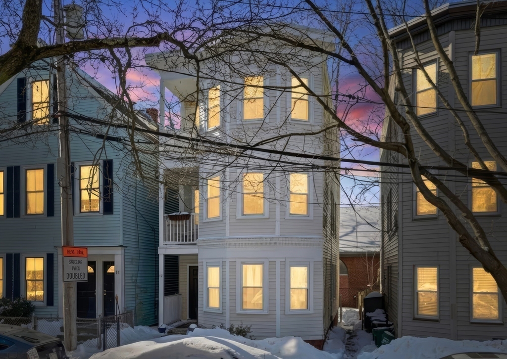 13 Howard Street, Unit 1 Cambridge, MA 02139 - Photo 20 of 21 a view of a building