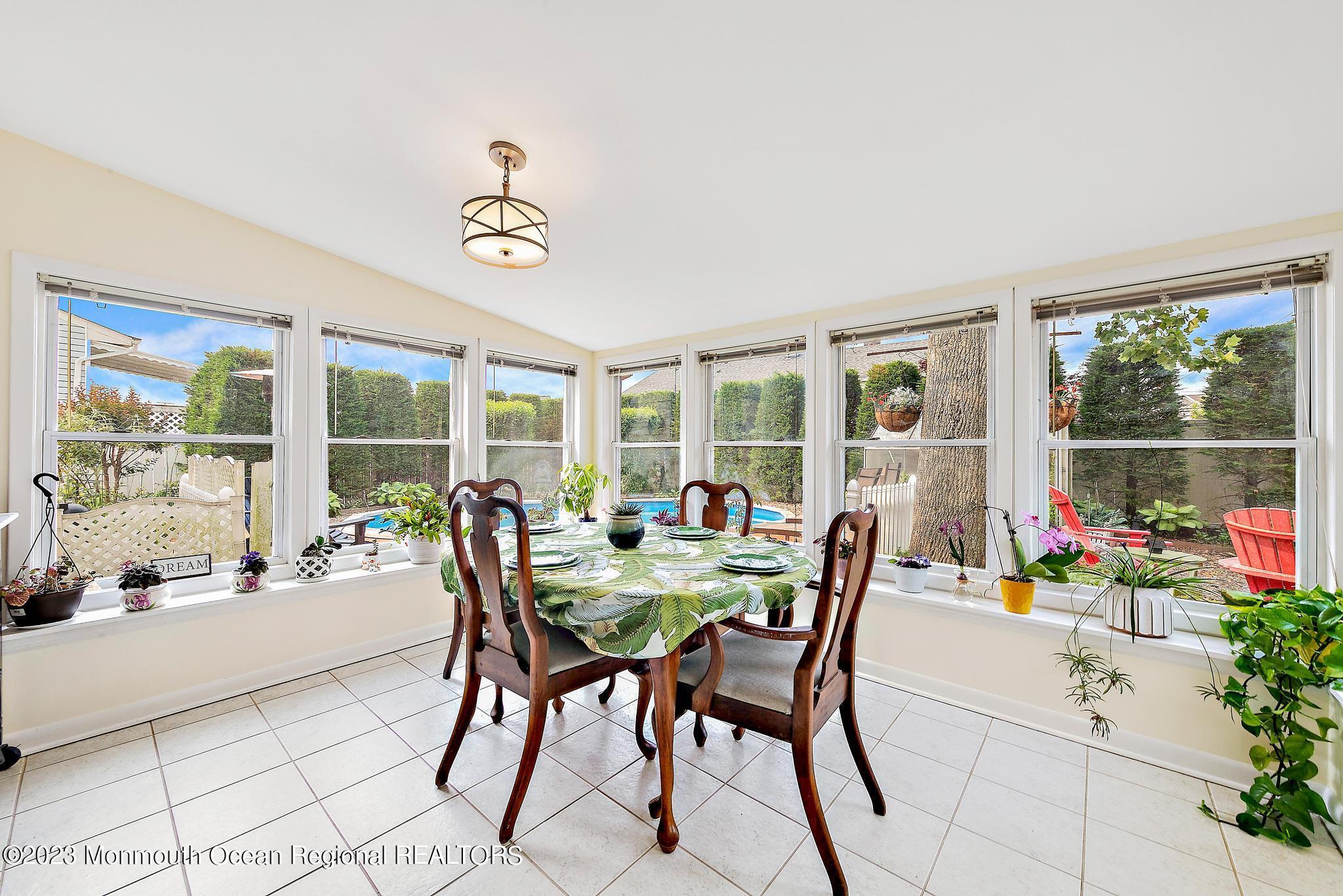 1529 Treeneedle Road Point Pleasant, NJ 08742 - Photo 24 of 55 Sun Room-Style Dining Room