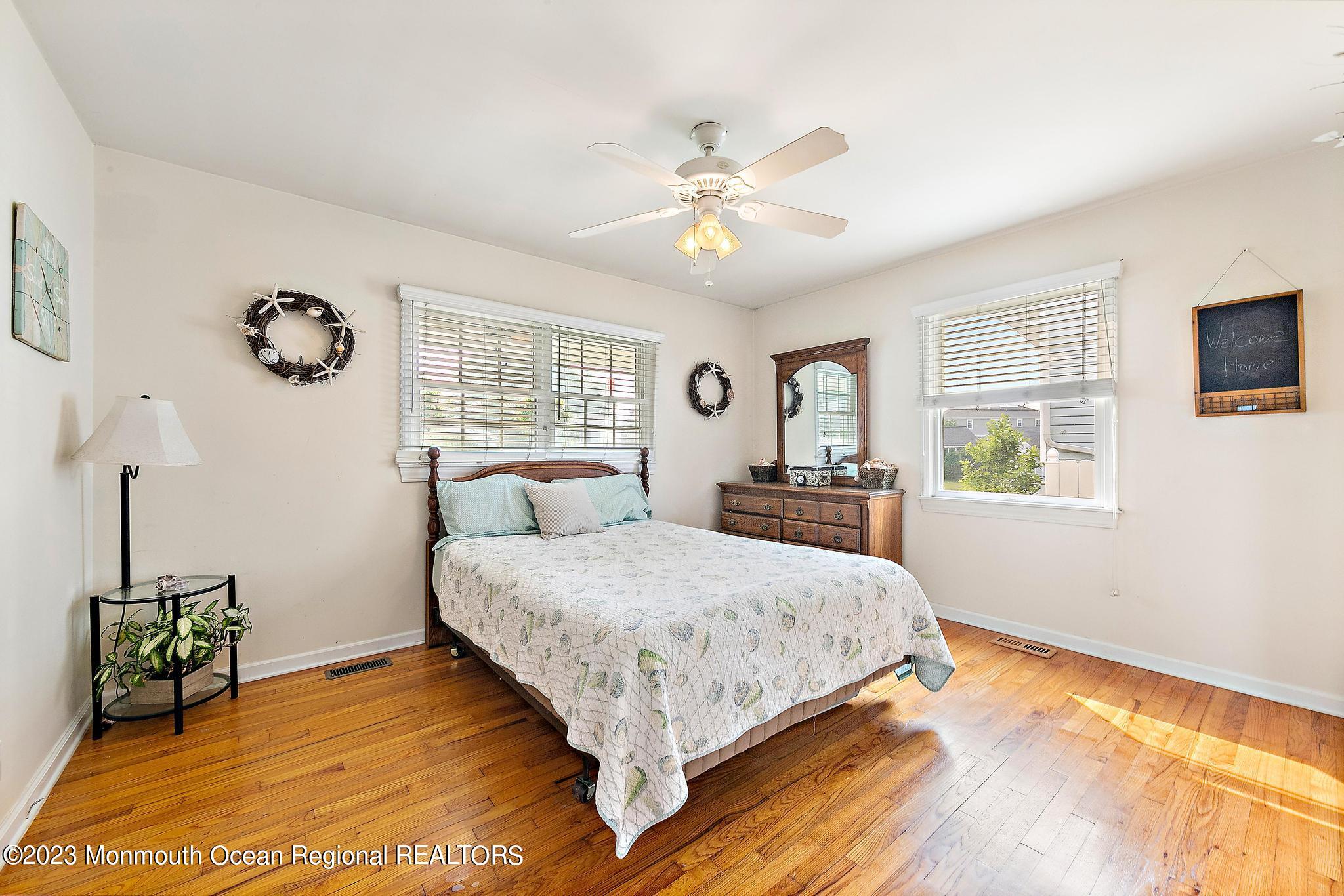 1529 Treeneedle Road Point Pleasant, NJ 08742 - Photo 27 of 55 FIRST FLOOR MASTER SUITE!
