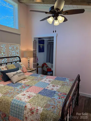 $229,000 | 228 Bear Pen Cove, Franklin, NC 28734