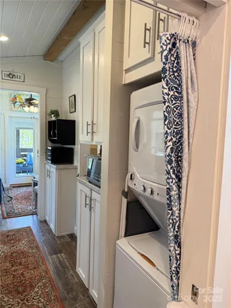 $219,000 | 228 Bear Pen Cove, Franklin, NC 28734