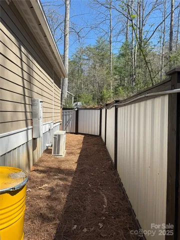 $229,000 | 228 Bear Pen Cove, Franklin, NC 28734