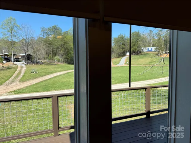 $229,000 | 228 Bear Pen Cove, Franklin, NC 28734
