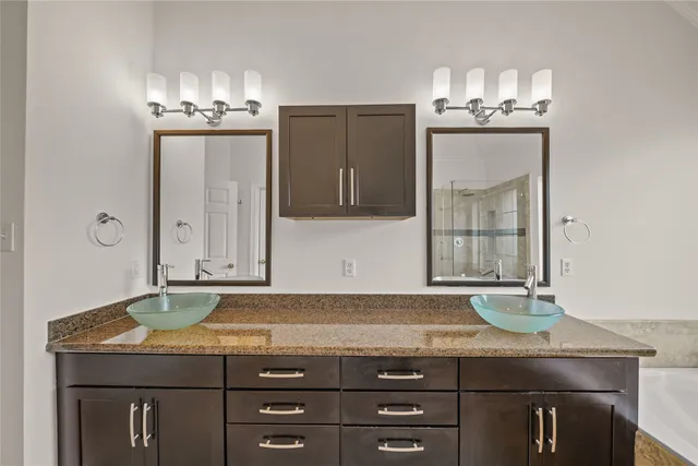 $895,000 | 9503 Tallow Court, Missouri City, TX 77459