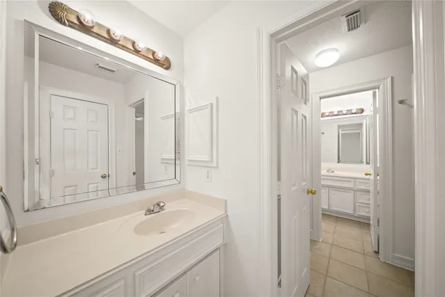 $895,000 | 9503 Tallow Court, Missouri City, TX 77459