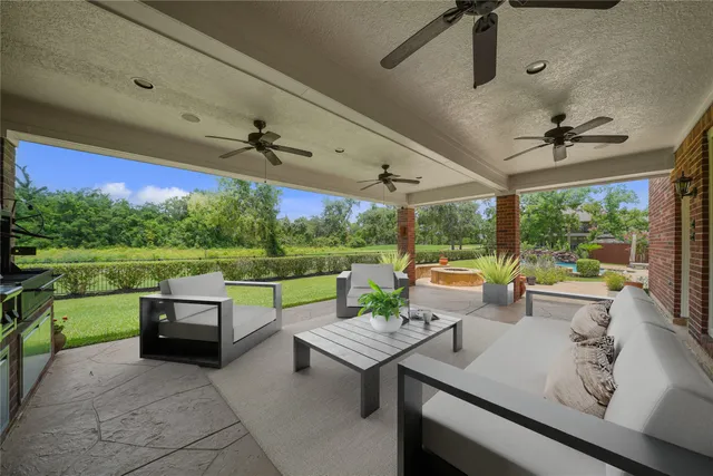 $895,000 | 9503 Tallow Court, Missouri City, TX 77459