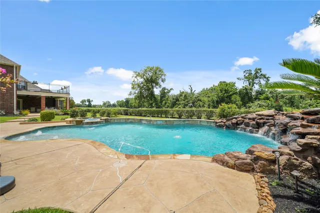 $895,000 | 9503 Tallow Court, Missouri City, TX 77459