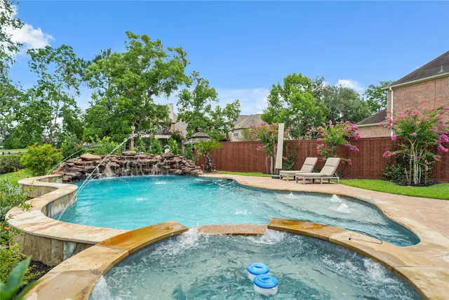 $895,000 | 9503 Tallow Court, Missouri City, TX 77459