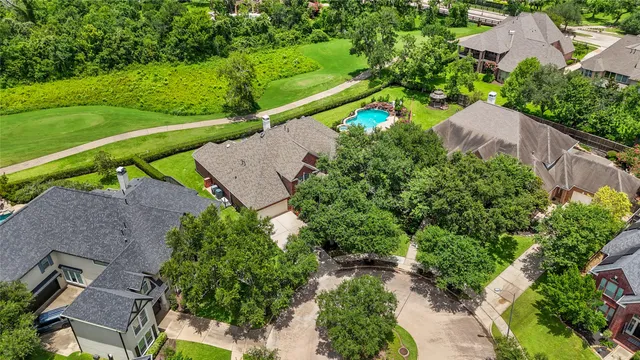 $895,000 | 9503 Tallow Court, Missouri City, TX 77459