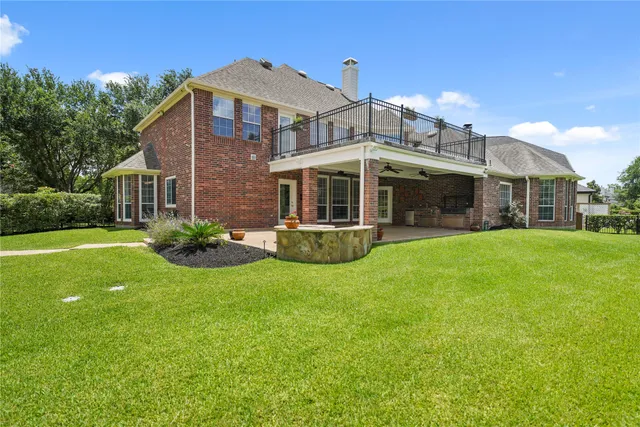 $895,000 | 9503 Tallow Court, Missouri City, TX 77459