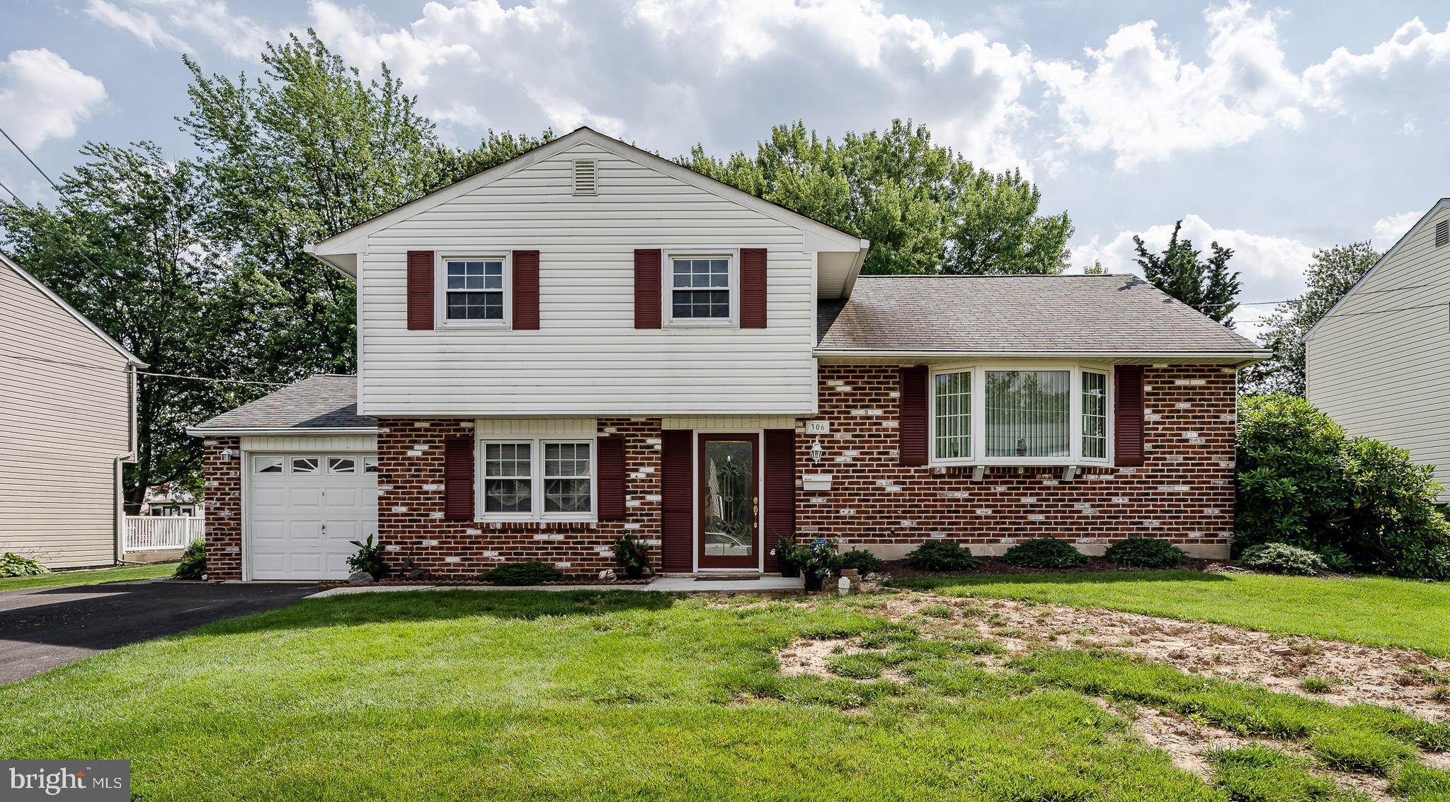 306 Waverly Road Southampton, PA 18966 - Photo 1 of 39 Gallery Image 1