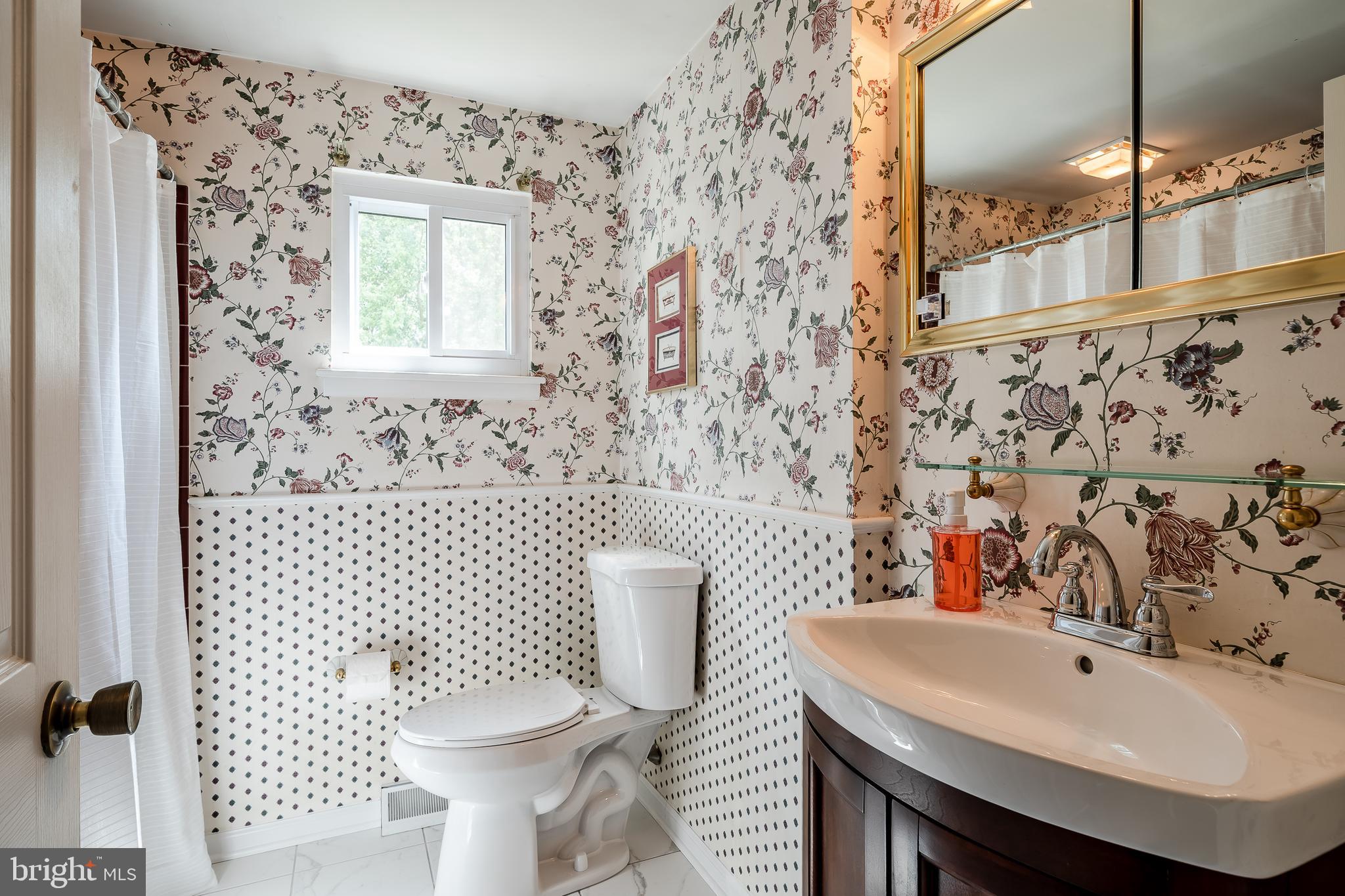 306 Waverly Road Southampton, PA 18966 - Photo 28 of 39 Gallery Image 28
