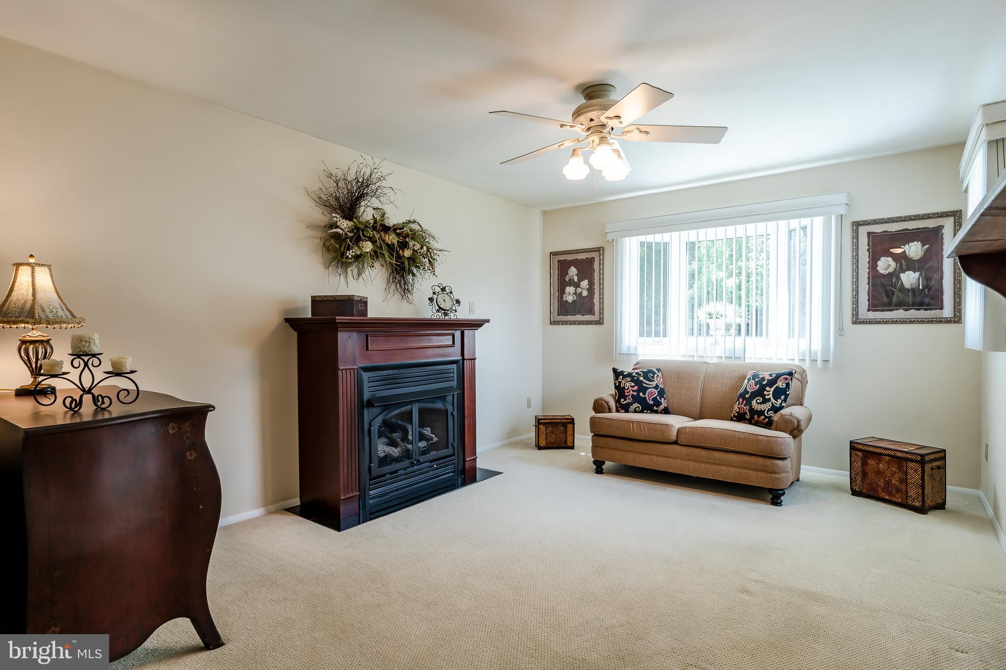 306 Waverly Road Southampton, PA 18966 - Photo 8 of 39 Gallery Image 8