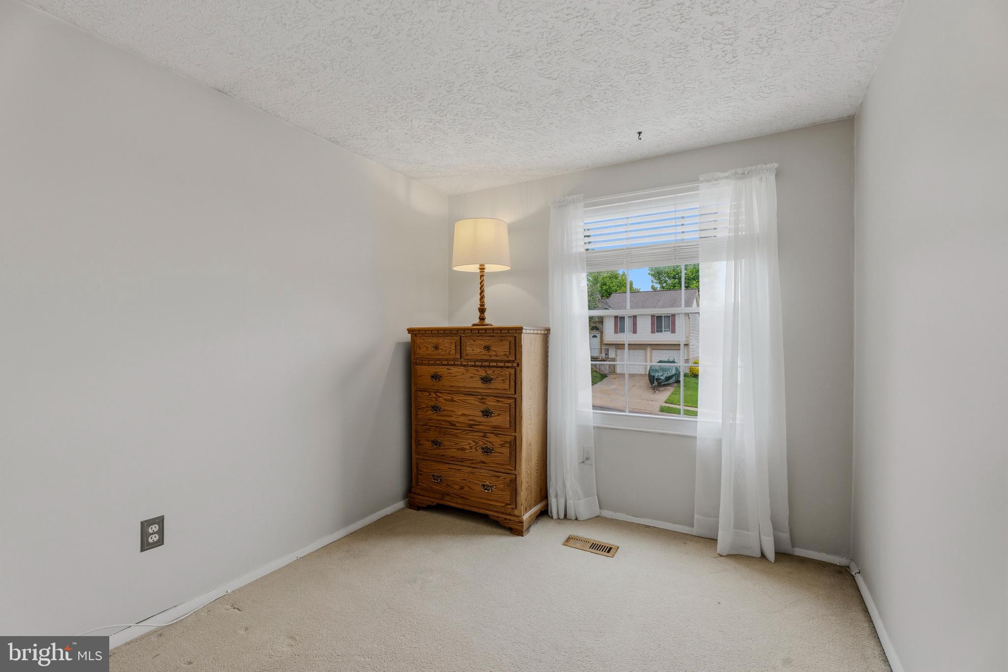 2624 Merrick Way Abingdon, MD 21009 - Photo 20 of 40 Second Bedroom