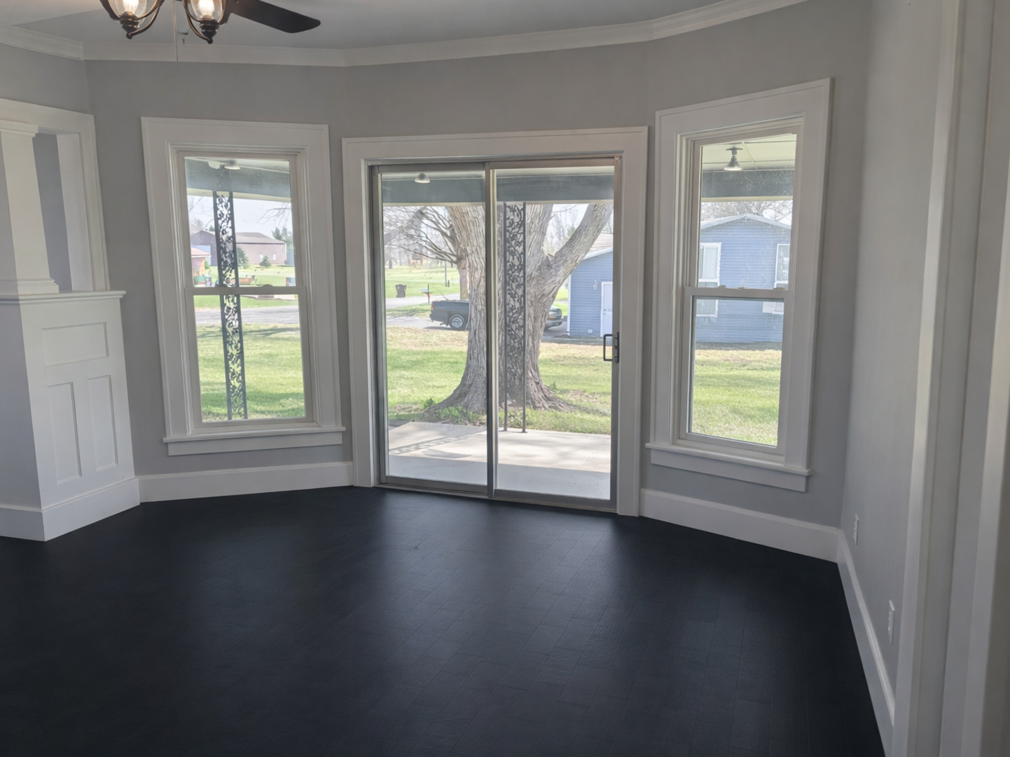 401 South Locust Street Wapella, IL 61777 - Photo 6 of 16