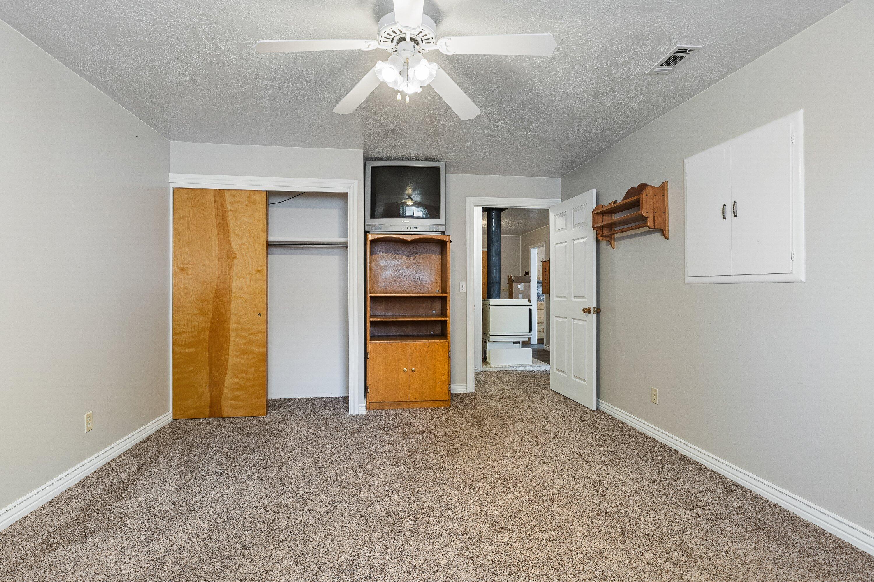 81 South Center Street Enterprise, UT 84725 - Photo 12 of 35 Bedroom