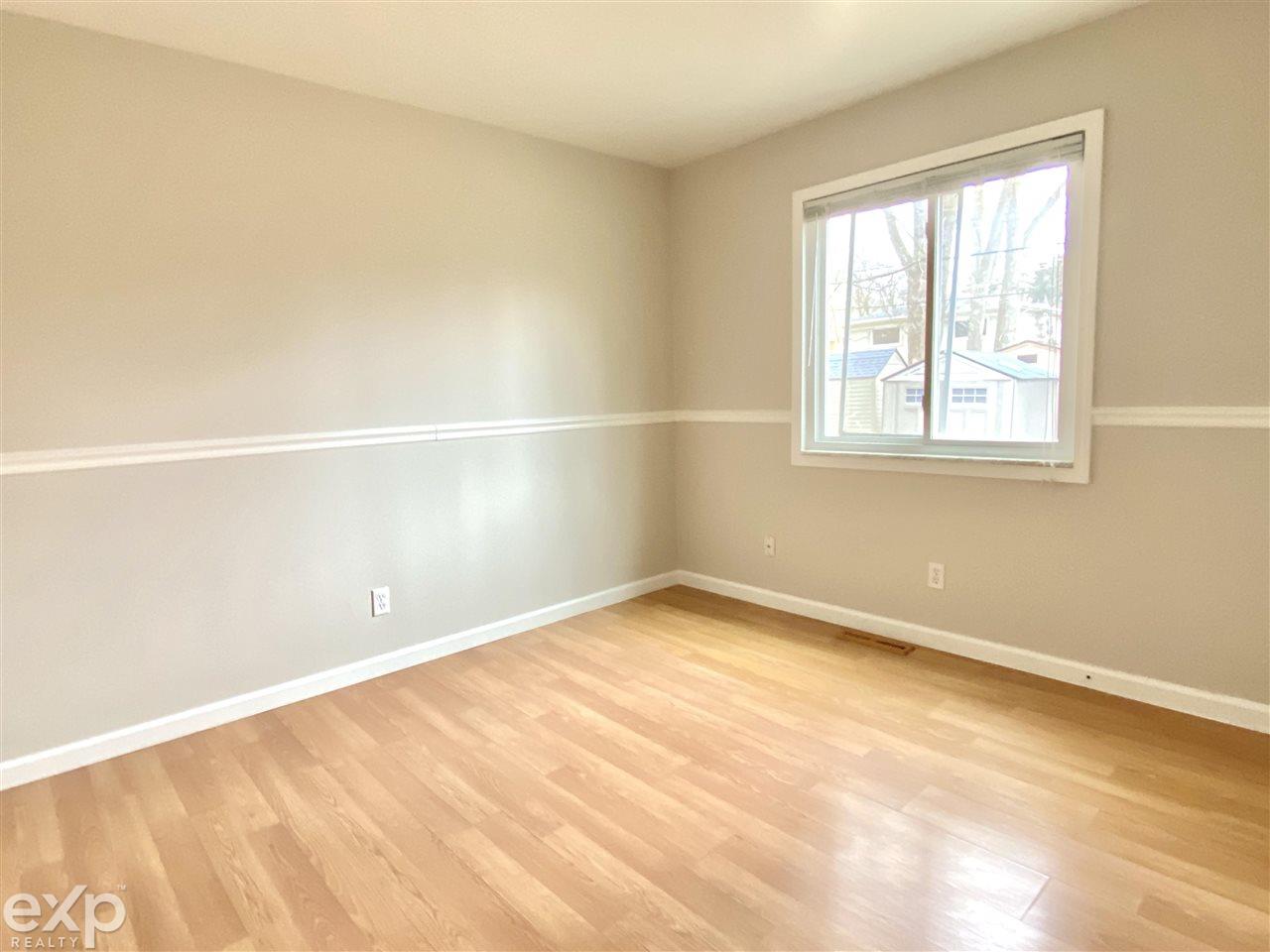 620 Helmand Street Rochester Hills, MI 48307 - Photo 17 of 27