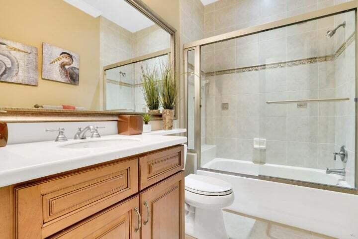 1000 Highway 1, Unit 805 Jupiter, FL 33477 - Photo 22 of 27 2nd Full Bath