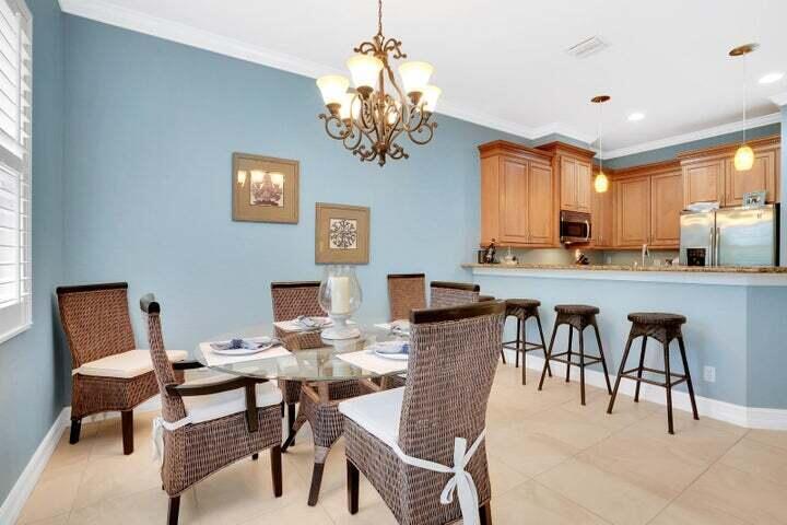 1000 Highway 1, Unit 805 Jupiter, FL 33477 - Photo 9 of 27 Dining Area