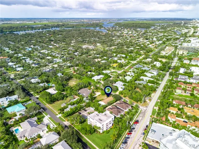 $1,200,000 | 846 Date Palm Road, Vero Beach, FL 32963