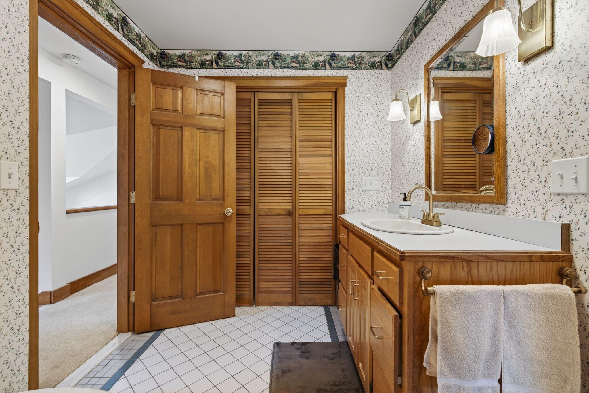556 Main Street Wayne, ME 04284 - Photo 53 of 72 DSC05495