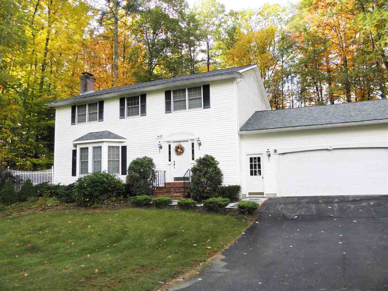 22 Colonial Drive Rutland Town, VT 05701 - Photo 1 of 37