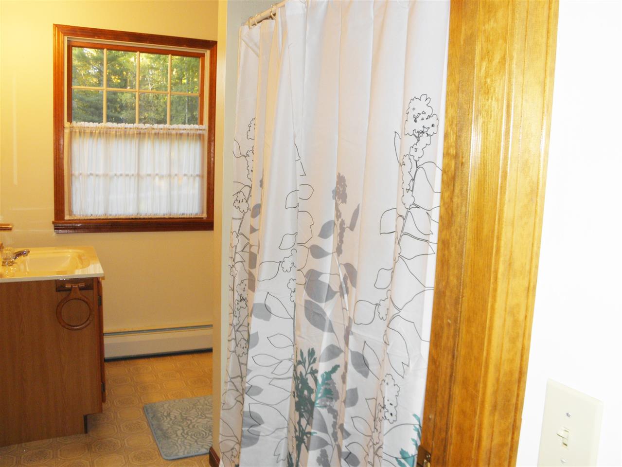 22 Colonial Drive Rutland Town, VT 05701 - Photo 22 of 37