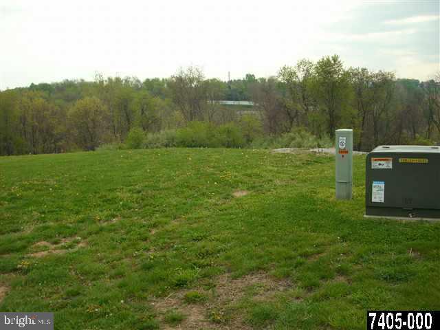 3 T Federal Road York, PA 17408 - Photo 4 of 8