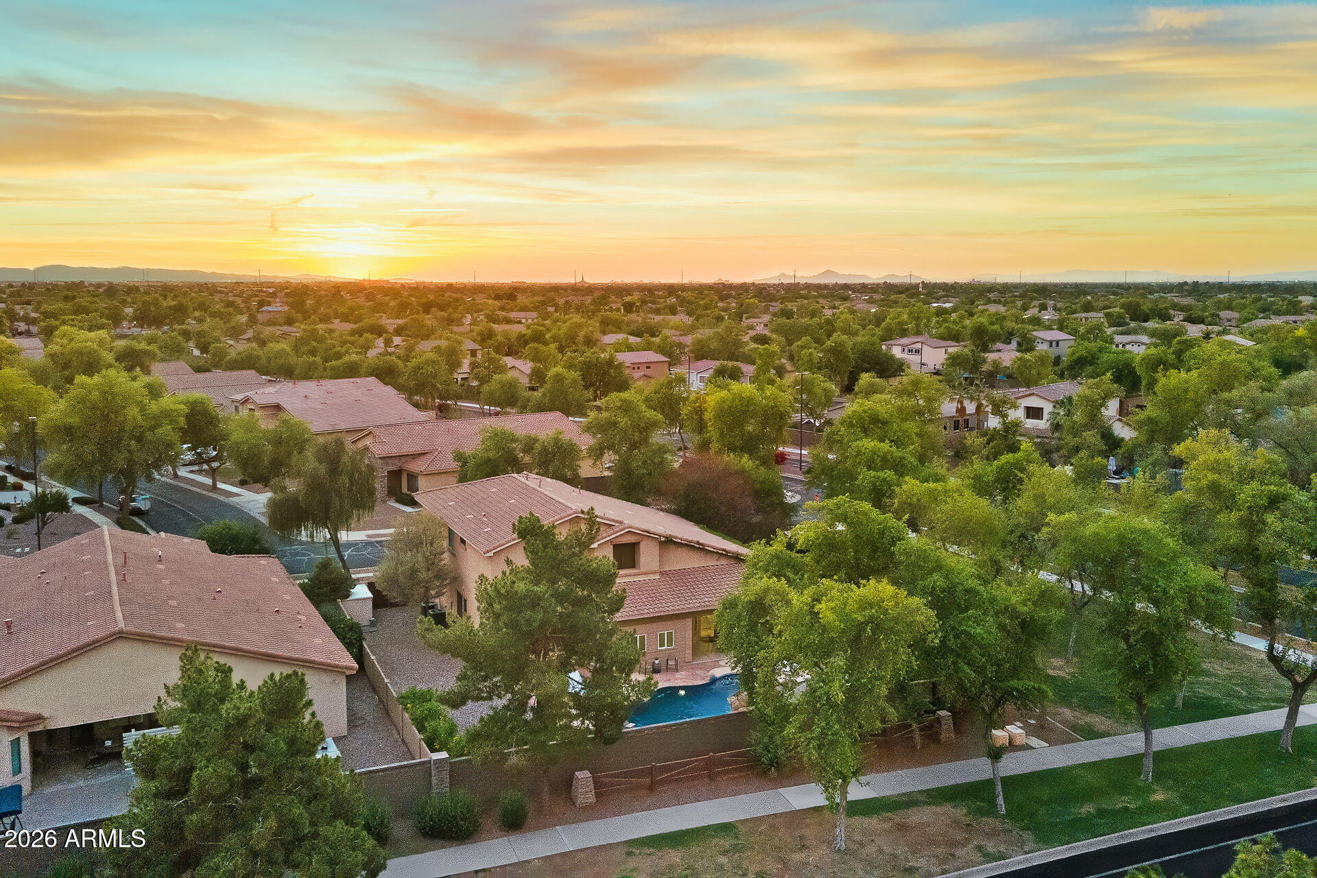 4725 South Rim Road Gilbert, AZ 85297 - Photo 50 of 81 58-web-or-mls-4725 S Rim Rd-58