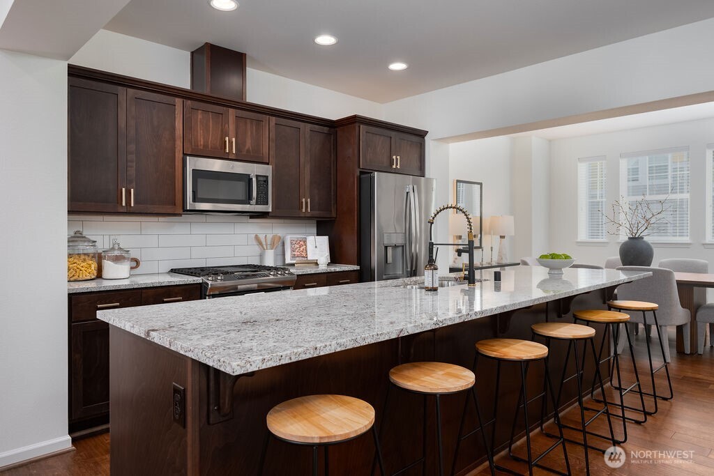 3300 Southwest Graham Street, Unit 206 Seattle, WA 98126 - Photo 5 of 34