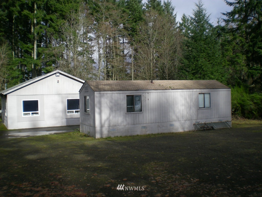 6549 Sidney Road Southwest Port Orchard, WA 98367 - Photo 3 of 4 Gallery Image 3