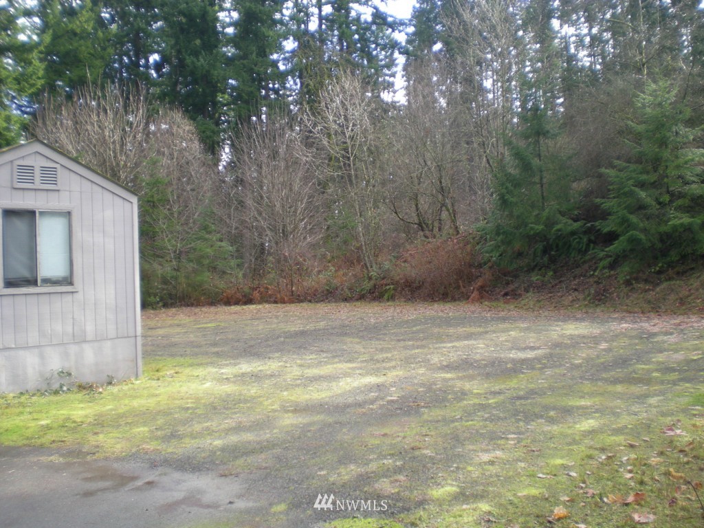 6549 Sidney Road Southwest Port Orchard, WA 98367 - Photo 4 of 4 Gallery Image 4