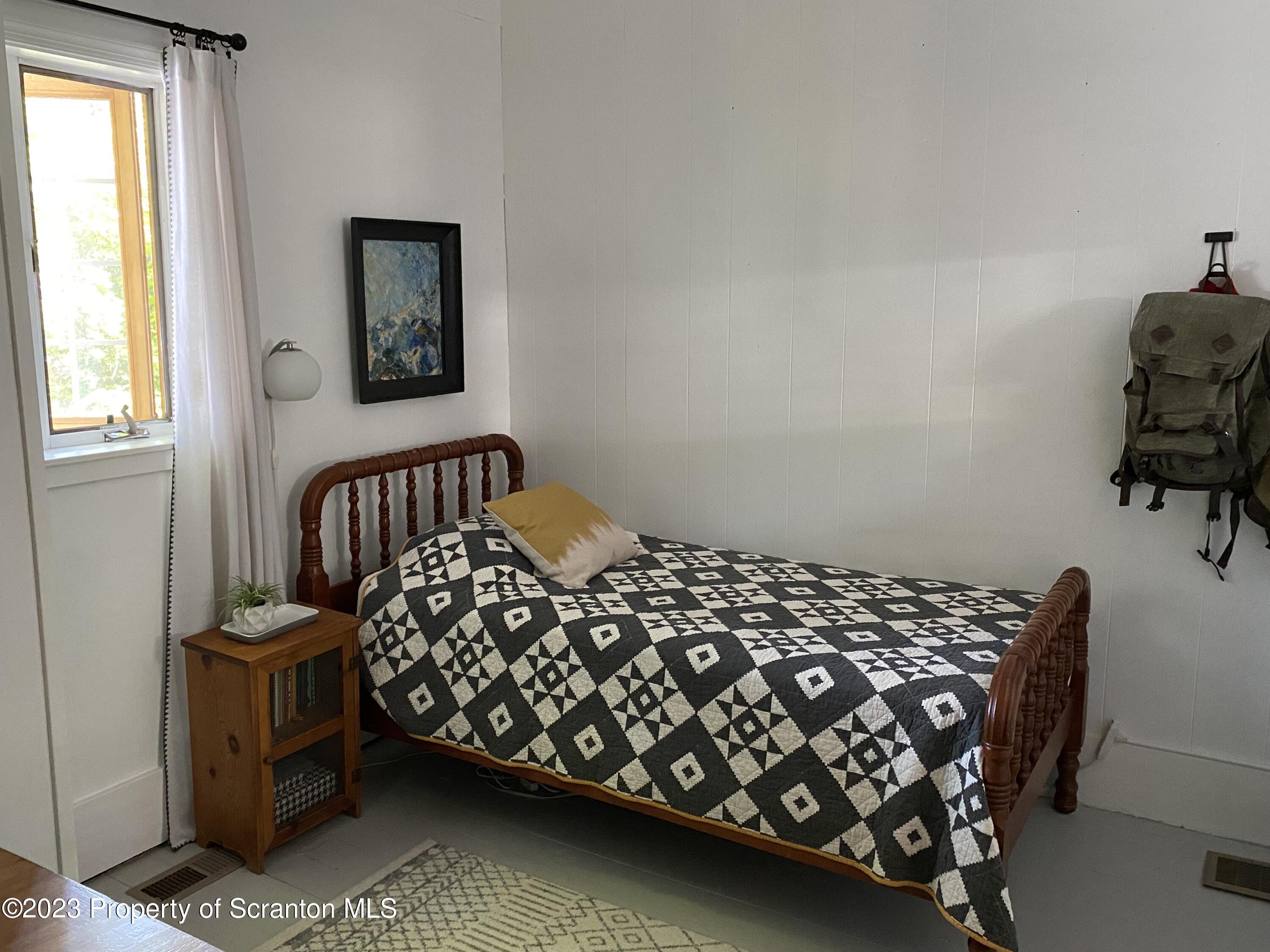 25 Oak Street Nicholson, PA 18446 - Photo 15 of 46 Gallery Image 15