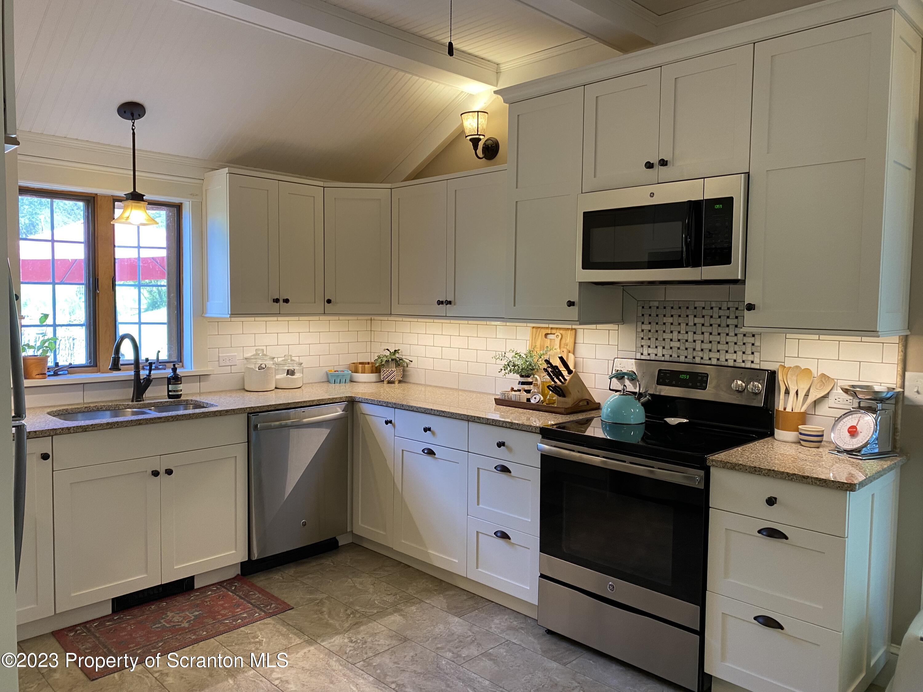 25 Oak Street Nicholson, PA 18446 - Photo 19 of 46 Gallery Image 19