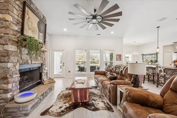 $1,275,000 | 8401 Equestrian Lane, Washington, TX 77880