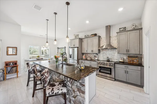 $1,275,000 | 8401 Equestrian Lane, Washington, TX 77880