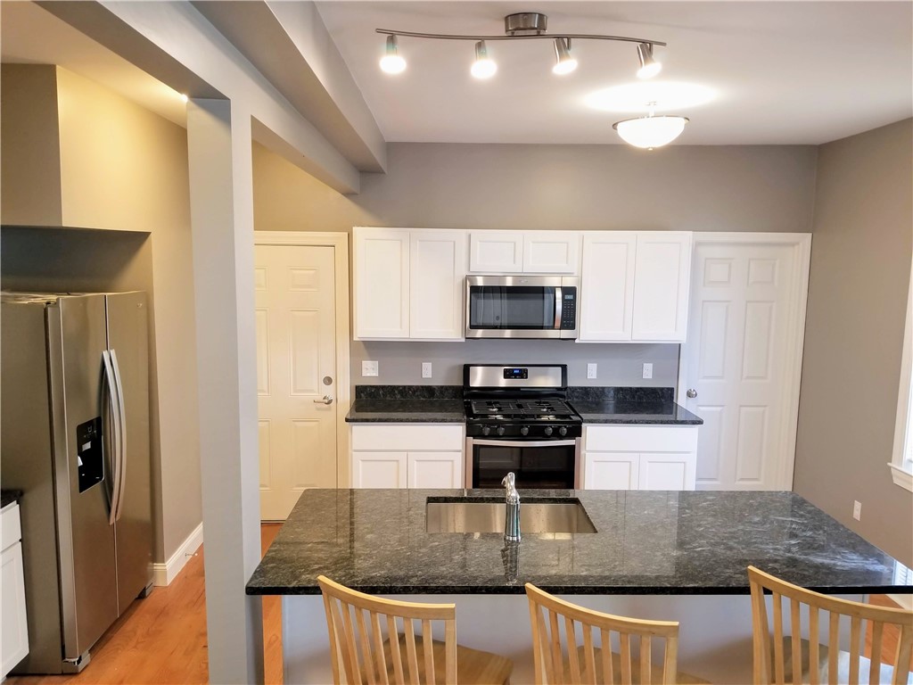 40 Governor Street Providence, RI 02906 - Photo 6 of 49