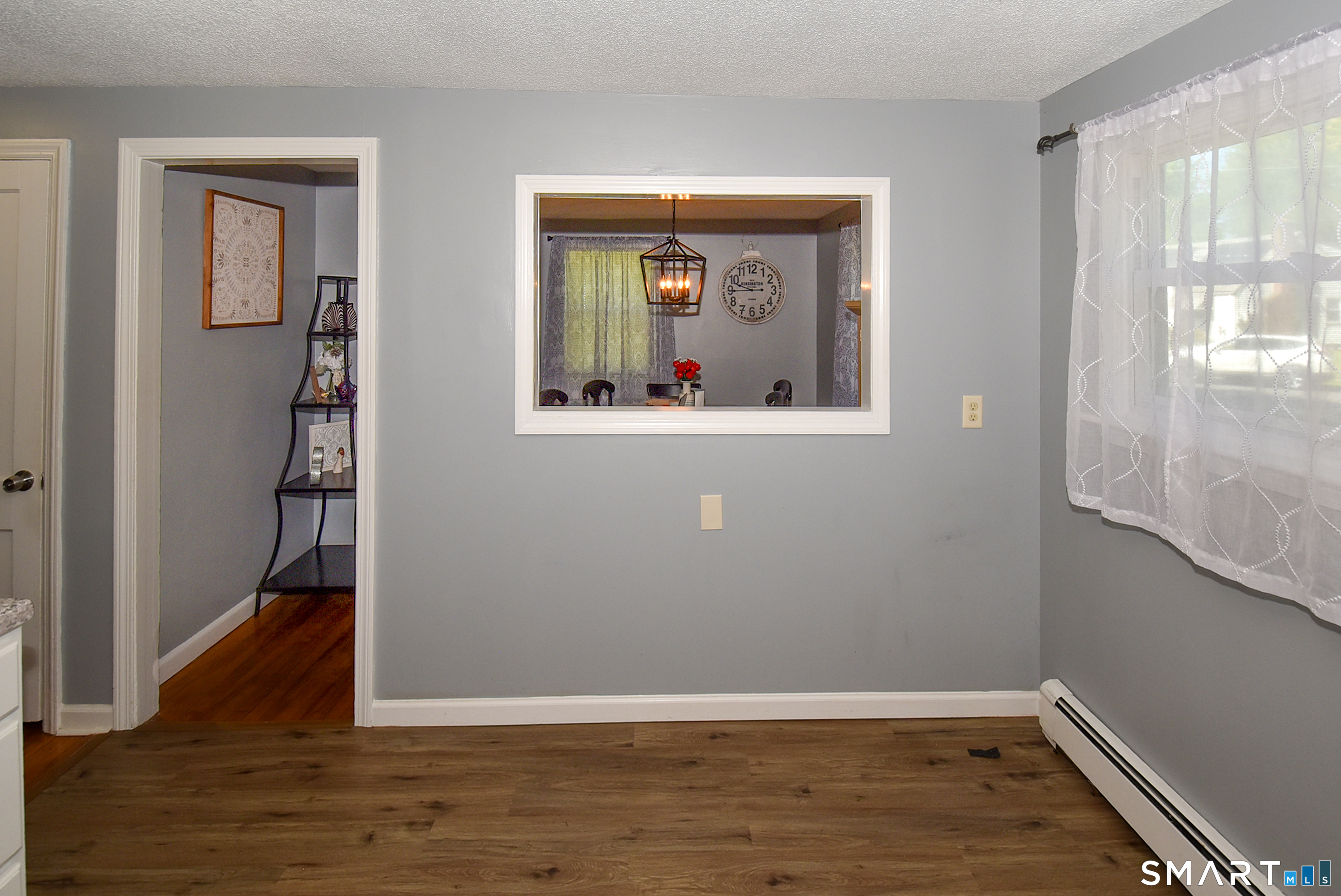 82 Rood Avenue Windsor, CT 06095 - Photo 8 of 29