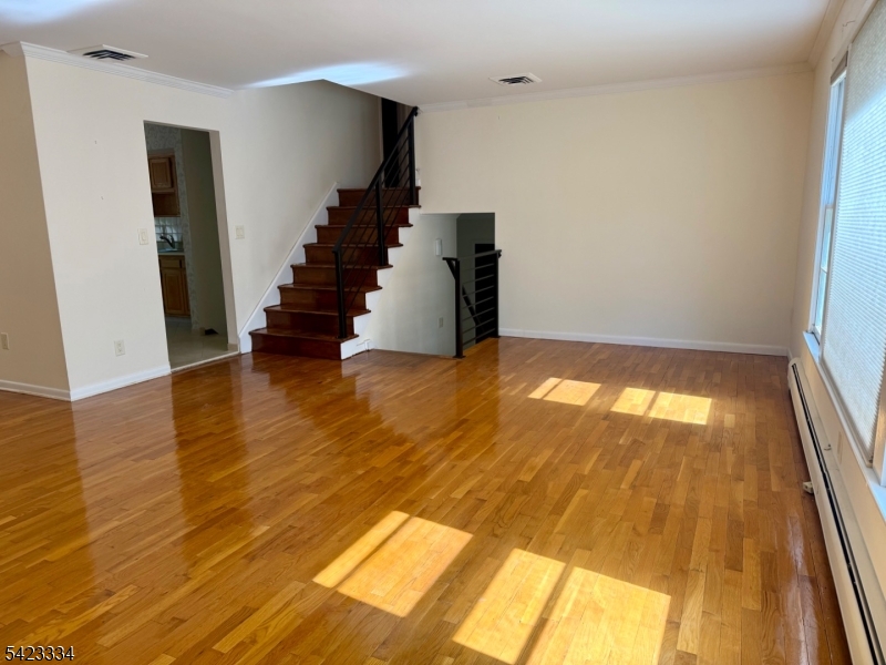 2 Eisenhower Road Closter, NJ 07624 - Photo 10 of 19