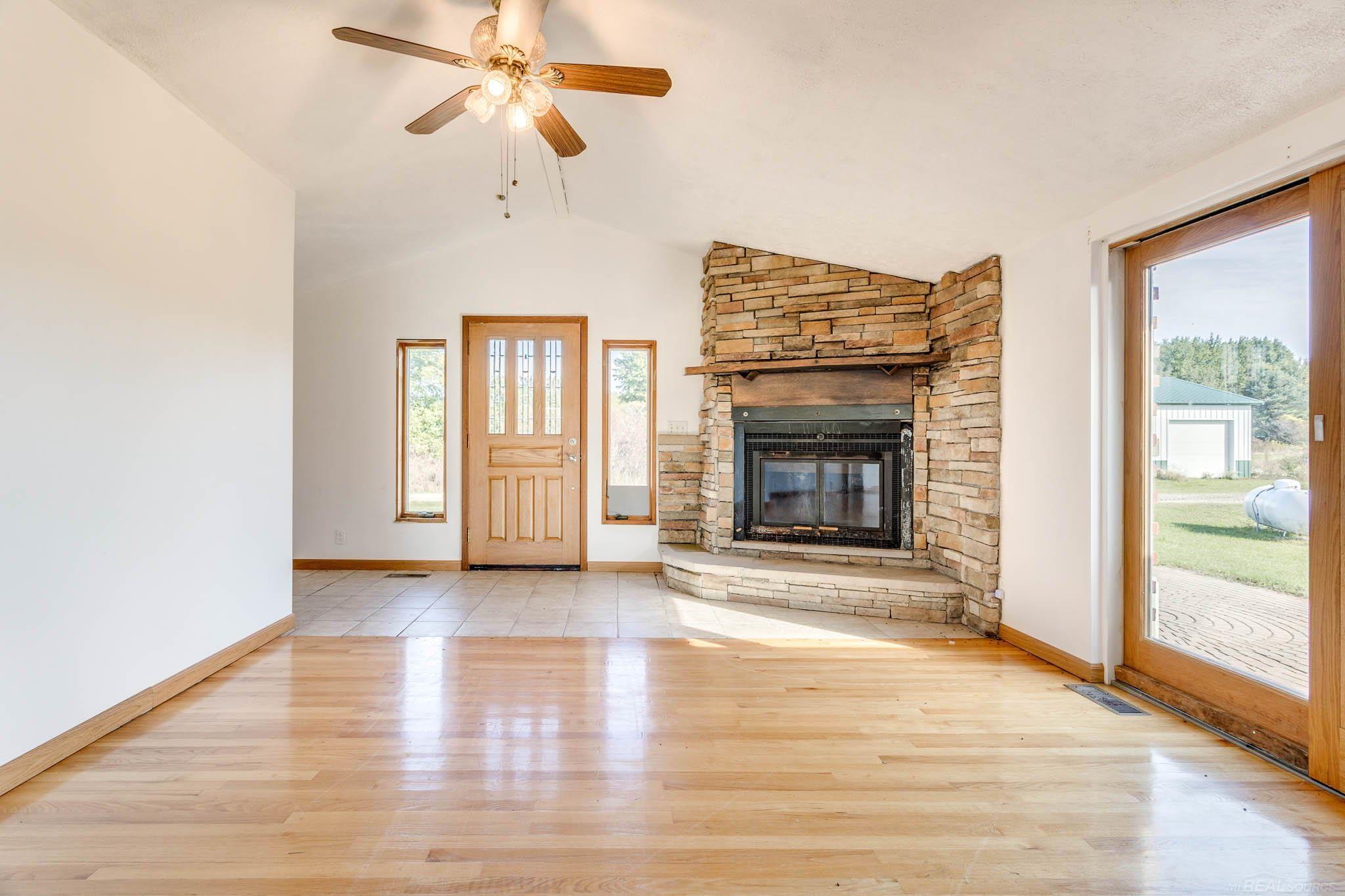 2595 State Applegate, MI 48401 - Photo 12 of 39