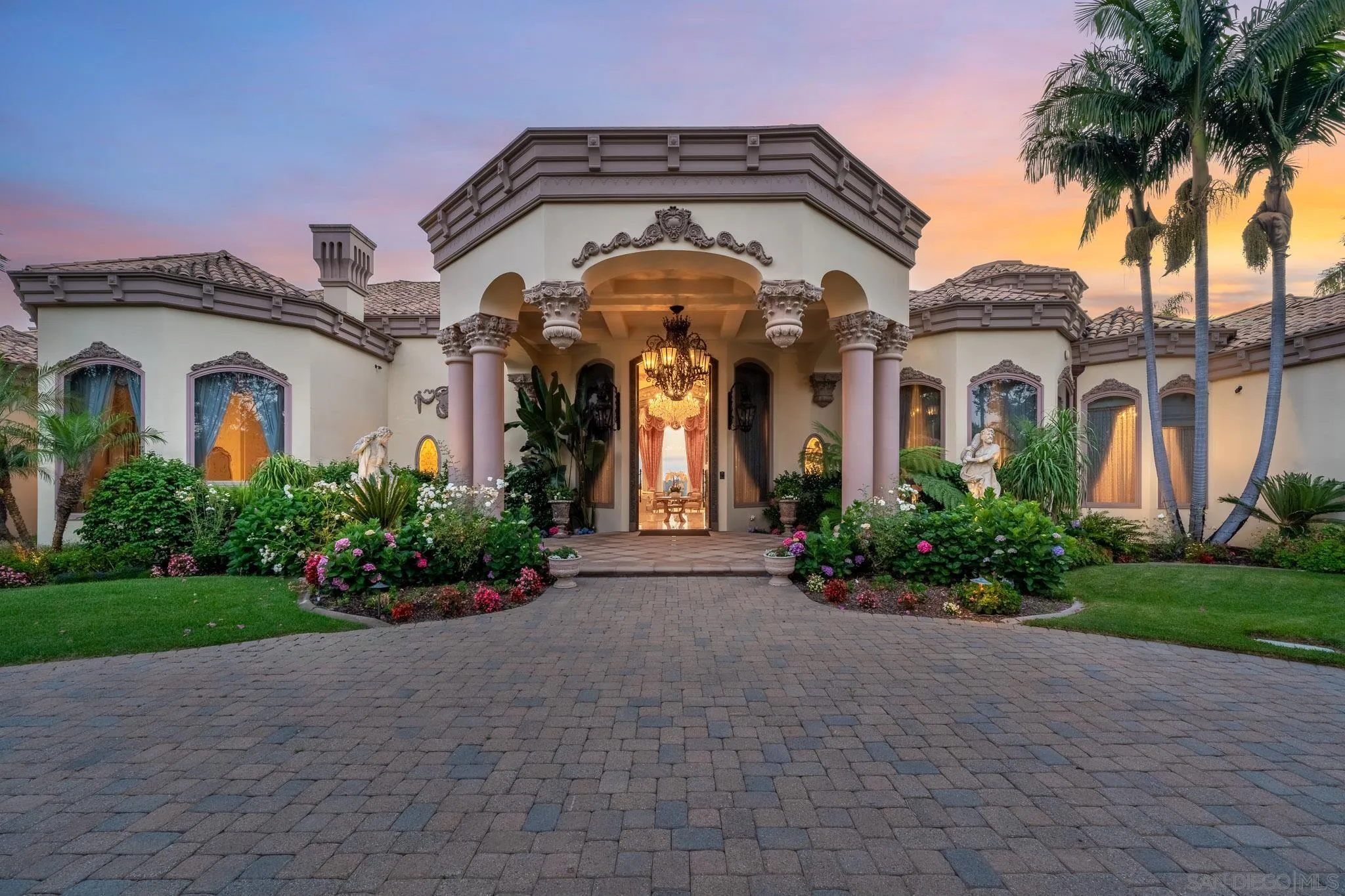 6883 Alydar Corte Del Mar, CA 92014 - Photo 43 of 48 a front view of a house with a garden