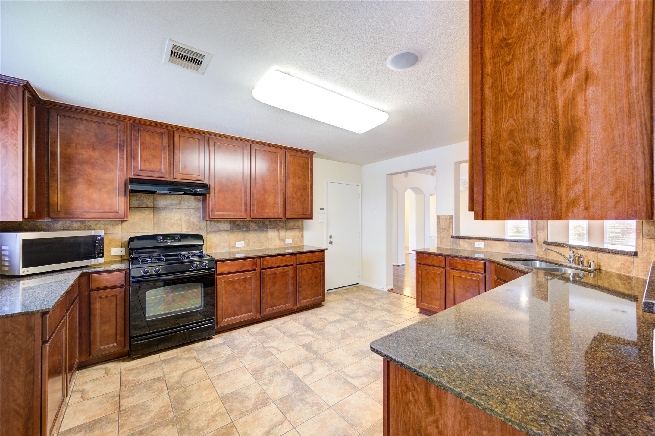 2922 Halcyon Time Trail Houston, TX 77045 - Photo 29 of 50