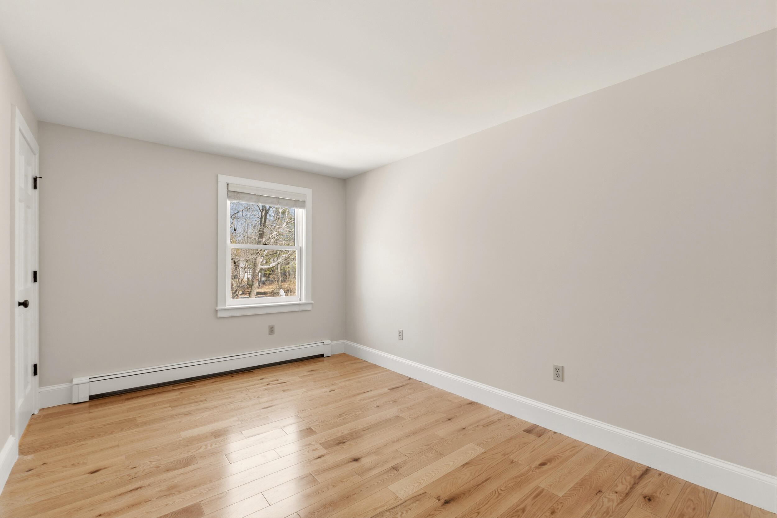 47 Glen Road Yarmouth, ME 04096 - Photo 30 of 60 47 glen rd, yarmouth, me 04096, usa_041