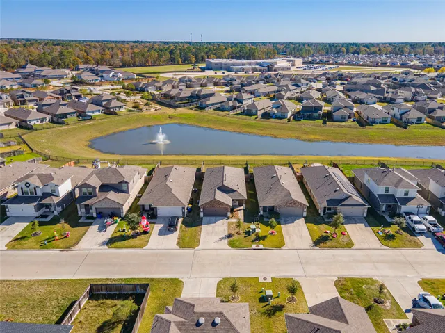 $219,000 | 16764 Lonely Pines Drive, Conroe, TX 77302