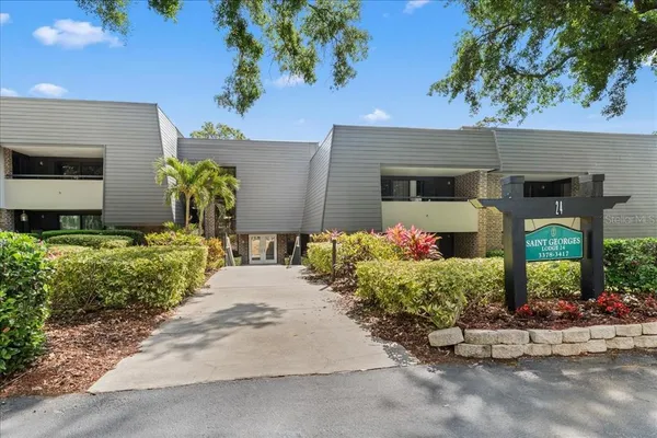 $369,000 | 36750 US Highway 19 North, Unit 24104, Palm Harbor, FL 34683