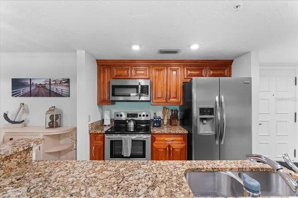 $369,000 | 36750 US Highway 19 North, Unit 24104, Palm Harbor, FL 34683