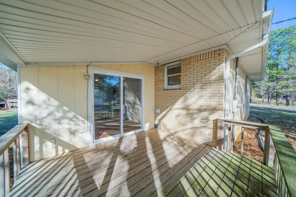 $199,999 | 1070 Pine Top Road, Toone, TN 38381